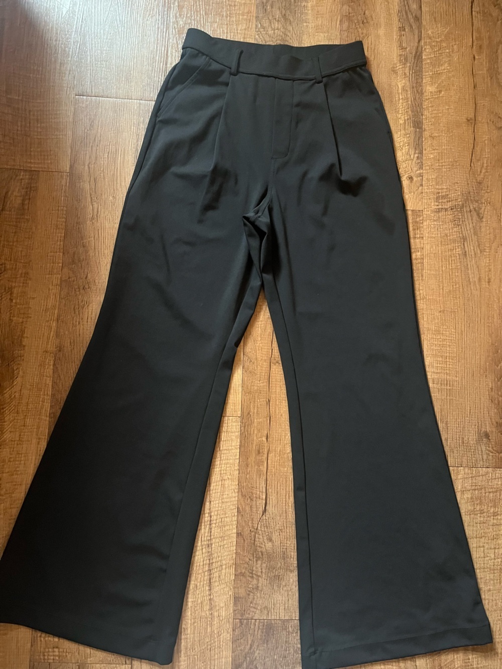 Halara Flare Pants - Picture 7 of 14